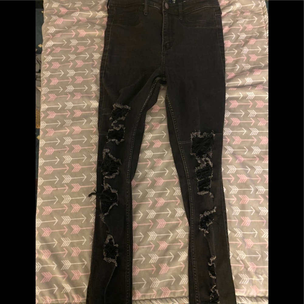 Womens ripped jeans!